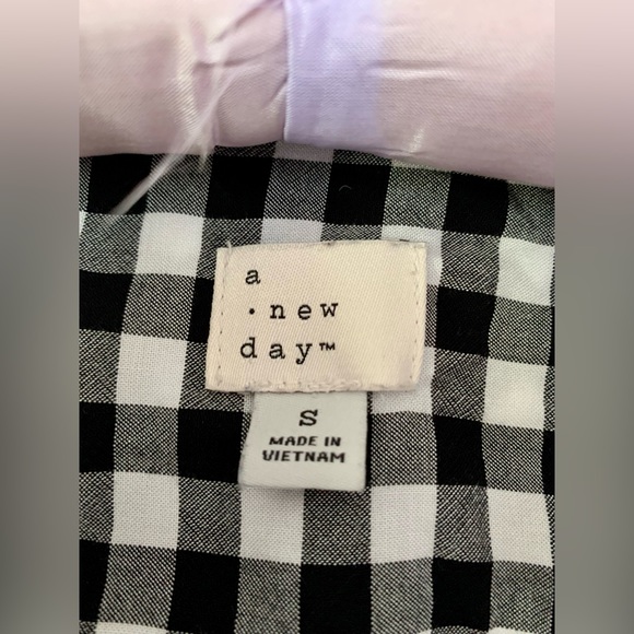 SOLD AS A FREE ITEM Women’s Black & White Plaid Shirt | Button Down | Size Small - Picture 7 of 13